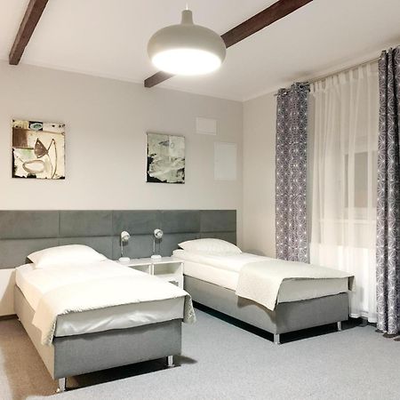 Apartamenty Zz Obryta Екстериор снимка