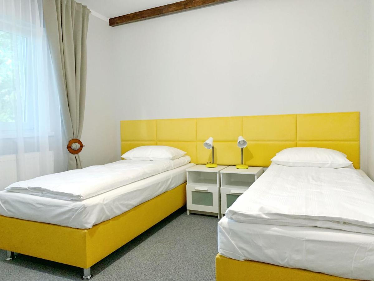 Apartamenty Zz Obryta Екстериор снимка