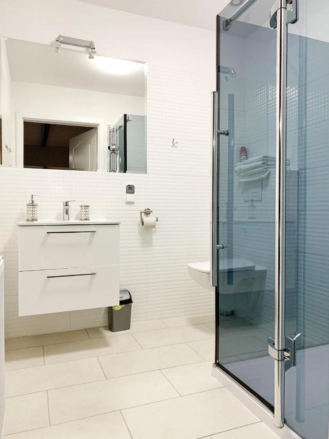 Apartamenty Zz Obryta Екстериор снимка