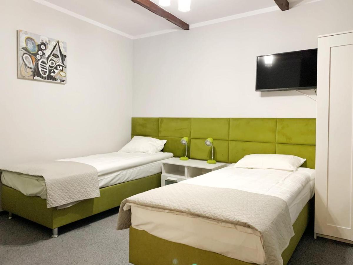 Apartamenty Zz Obryta Екстериор снимка