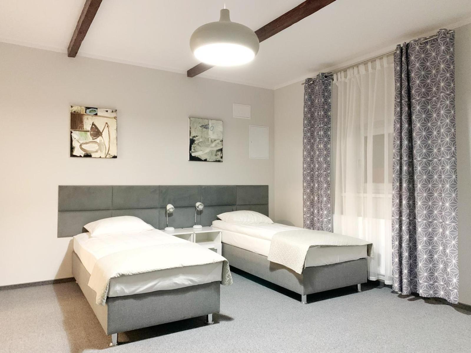 Apartamenty Zz Obryta Екстериор снимка